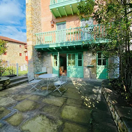 게스트하우스 La Torre De La Quintana 4*