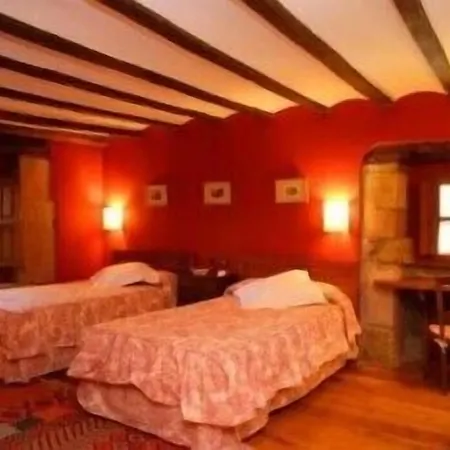 La Torre De La Quintana 4* Liendo