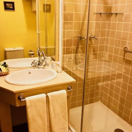 La Torre De La Quintana Pensionat