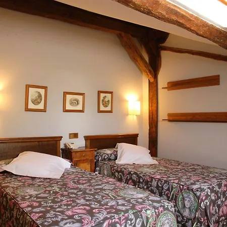 Pensionat La Torre De La Quintana 4*