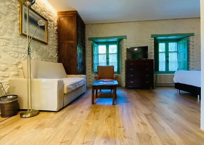 La Torre De La Quintana Guest house Liendo