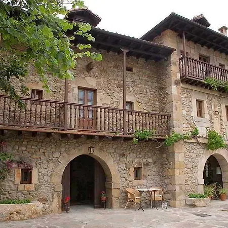 La Torre De La Quintana Льендо