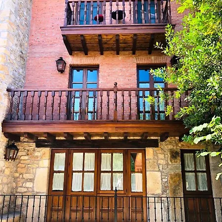 La Torre De La Quintana Гостевой дом