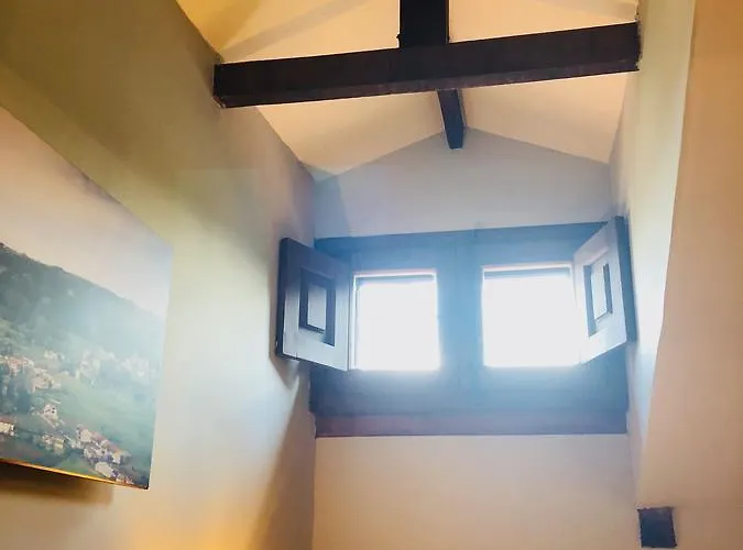 La Torre De La Quintana 4* لييندو